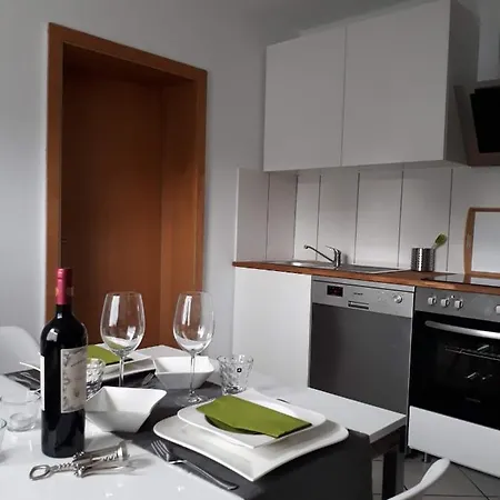 Am Waldrand Apartment