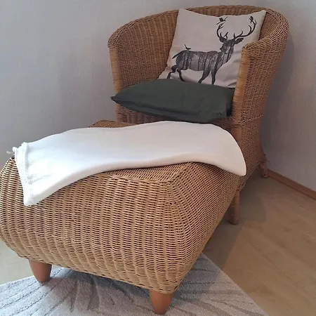 Am Waldrand Apartment *