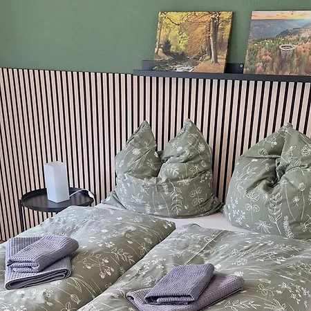 Am Waldrand Apartamento Bad Wildbad